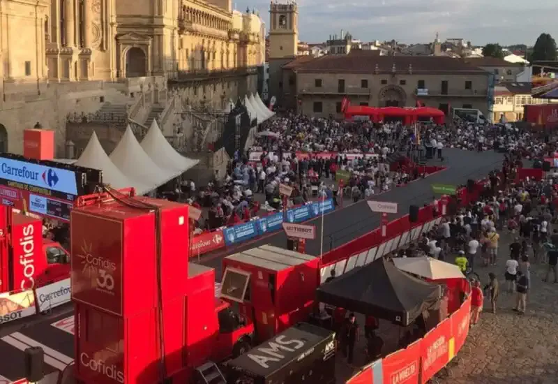 Fine del Gran Camiño a Piazza Obradoiro