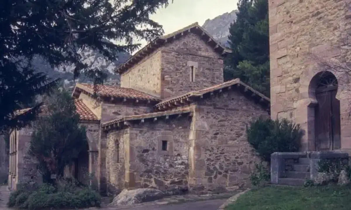 Santa María de Lebańa
