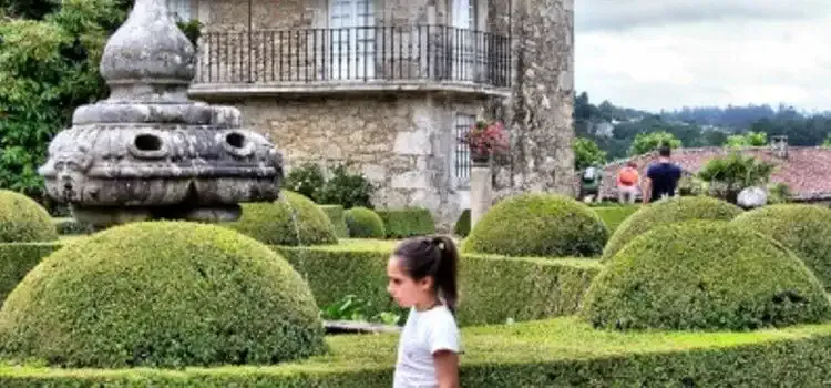 Jardines y Fuente Pazo de Oca