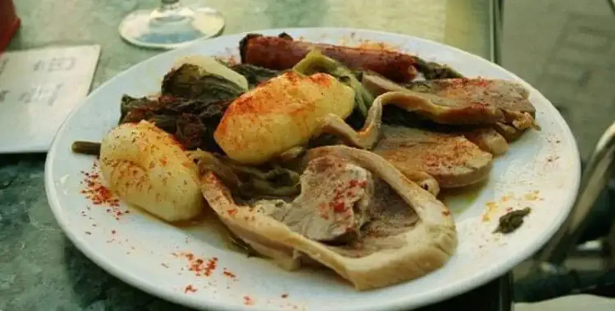 Lacón con grelos