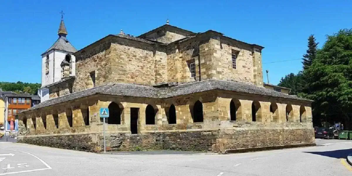 Collégiale de el Salvador Grandas de Salime