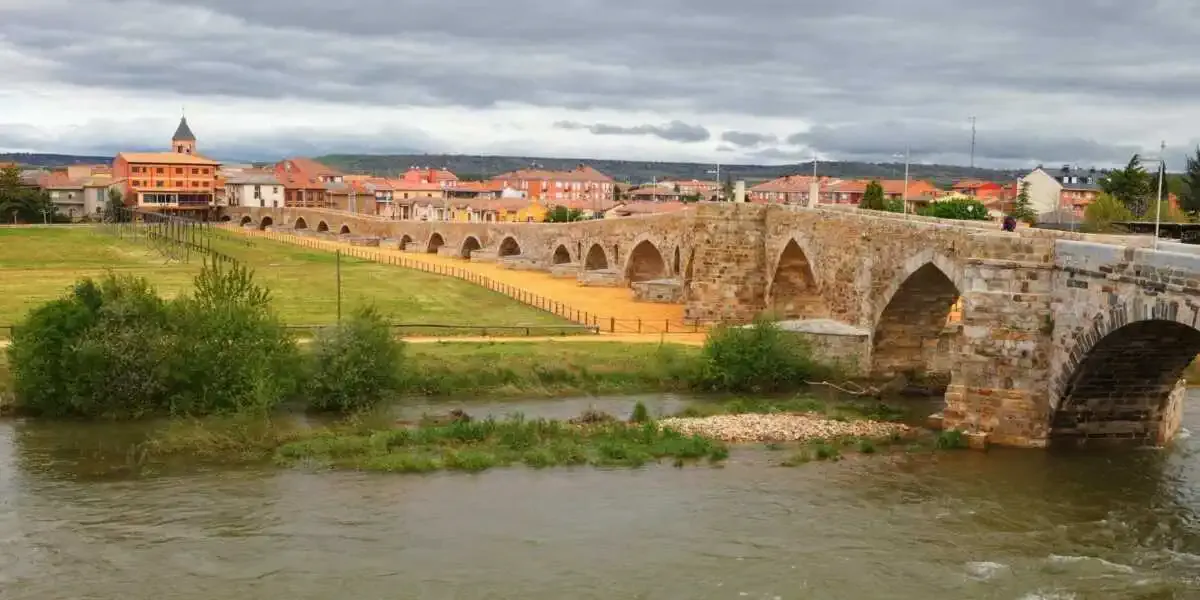 Pont de Paso Honroso Hospital de Órbigo