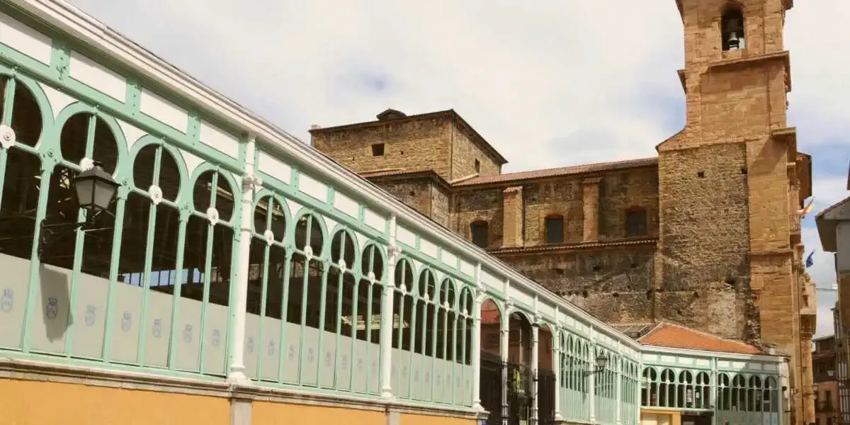 Markt Fontán Oviedo