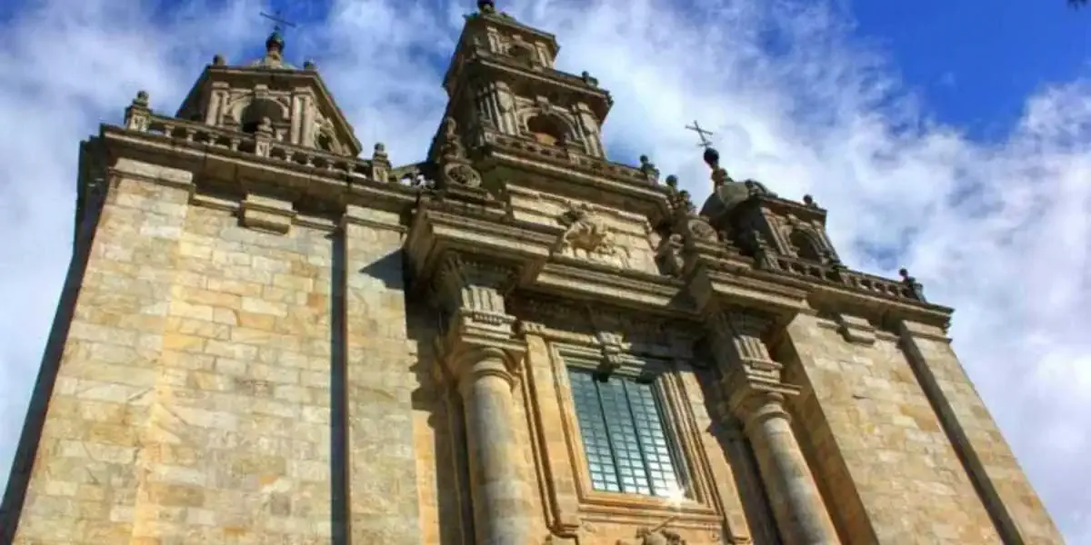 Église de Parroquial Santiago Pontedeume