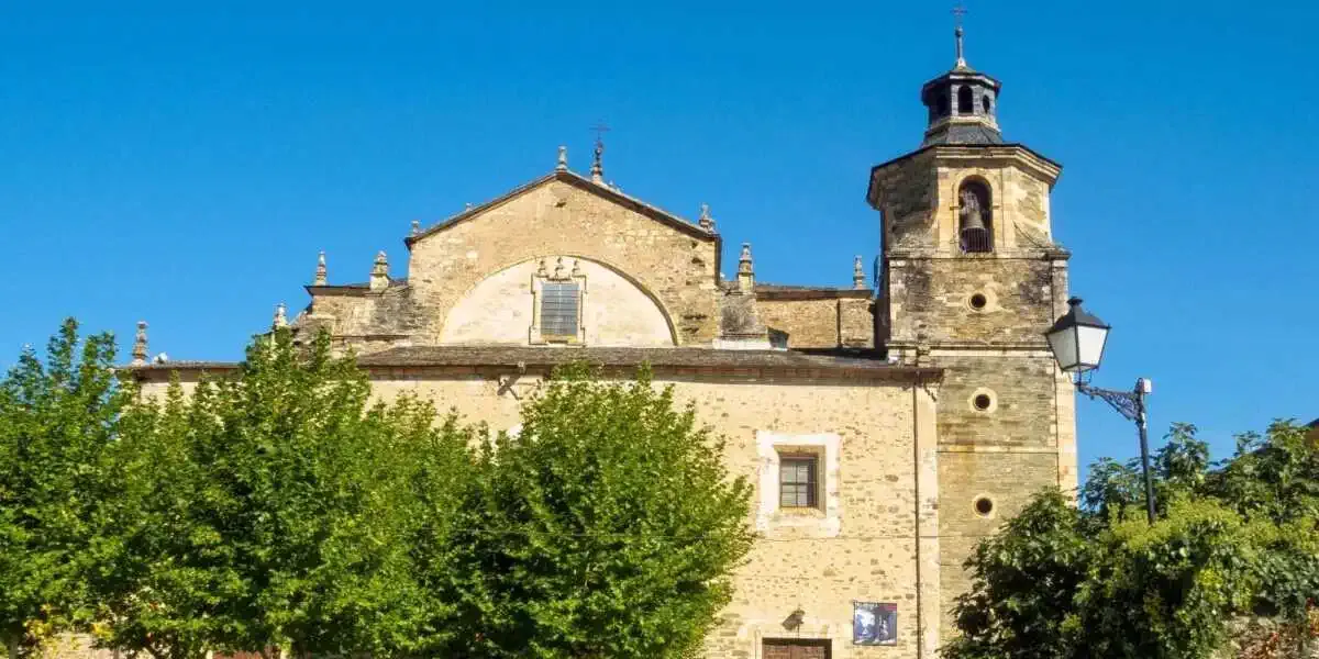Collégiale de Santa María Villafranca del Bierzo
