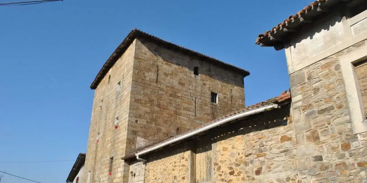 Turm Lezama - Lezama
