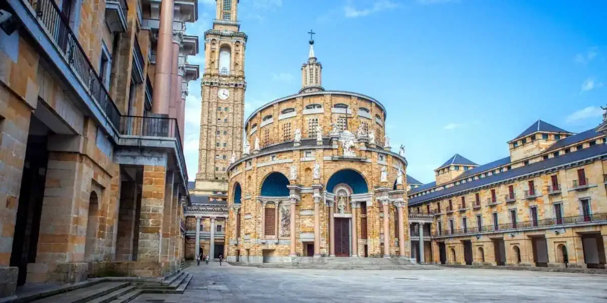 Université de Laboral Gijon