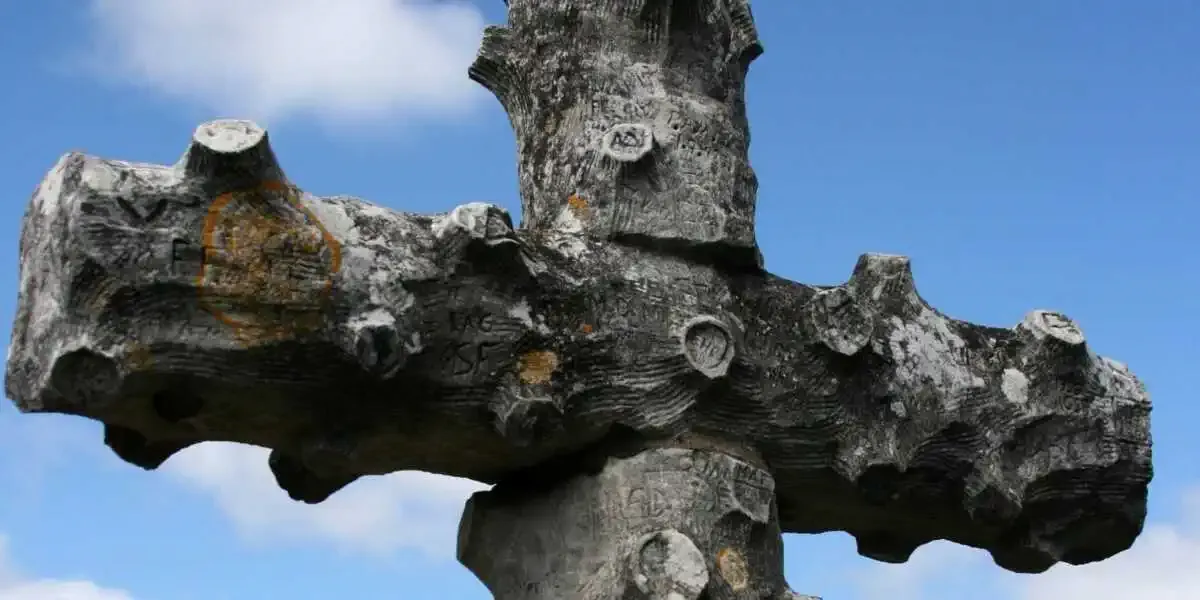 Haute Croix Bussaco Chemin Portugais Mealhada
