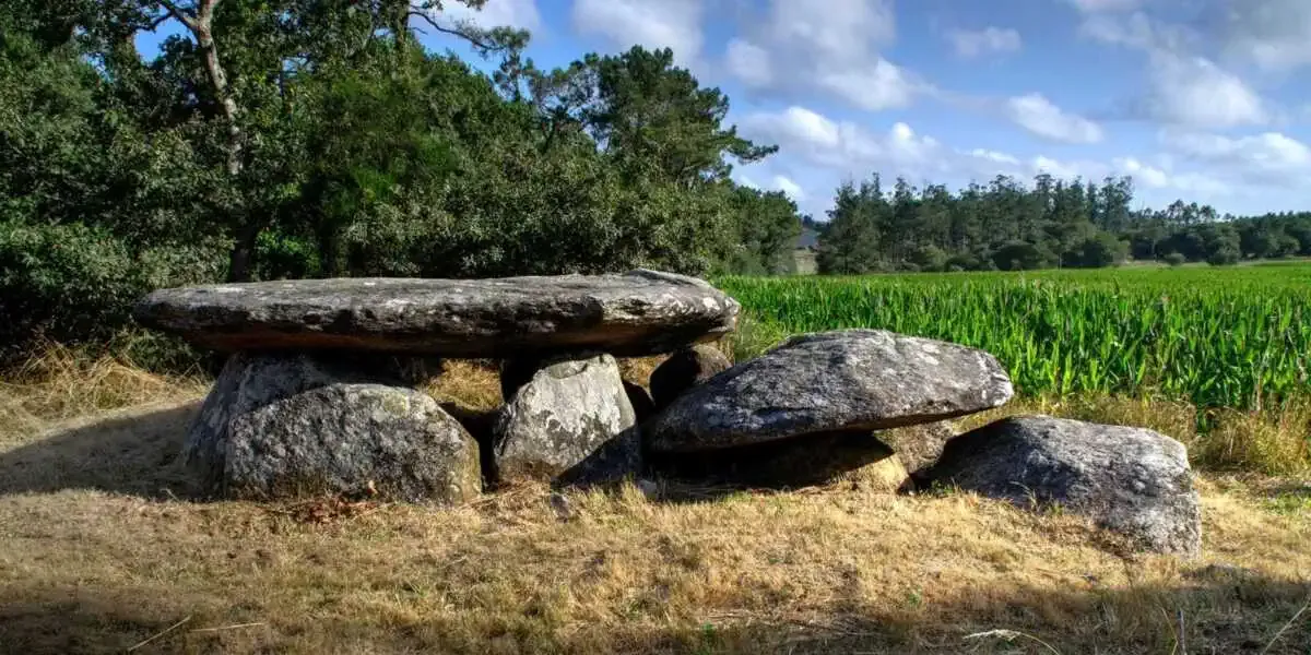 Dolmen de Arga Regoelle Olveiroa