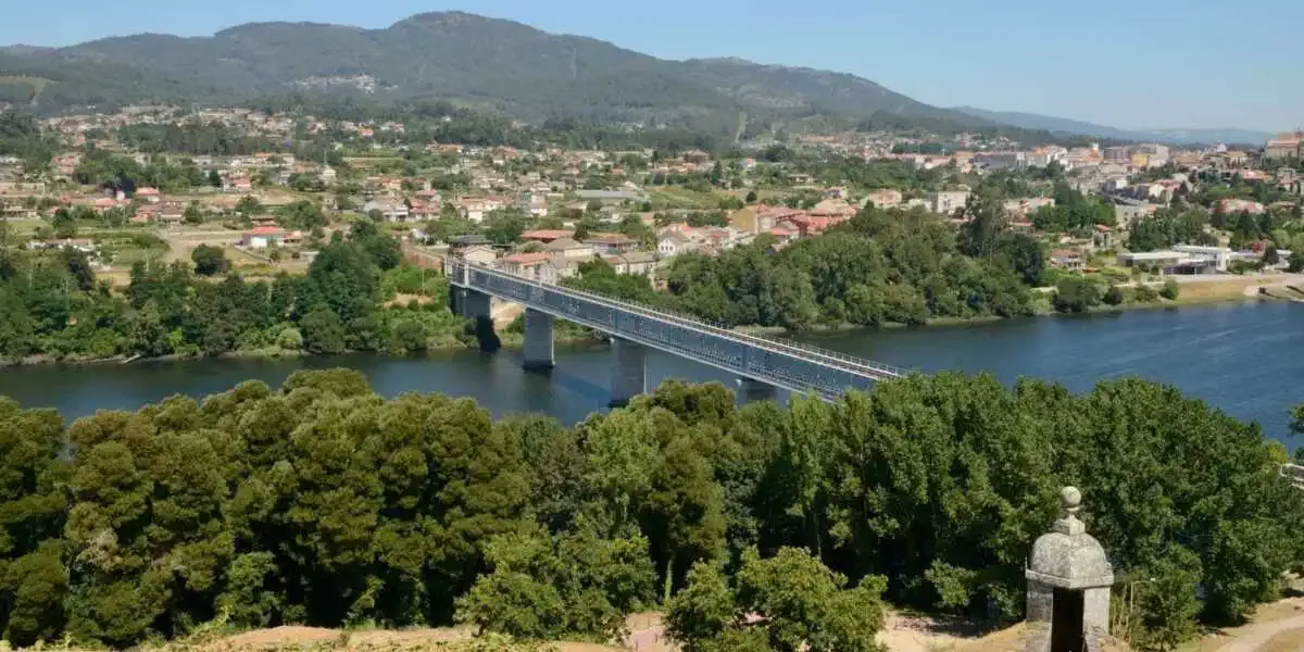 Puente internacional Tui