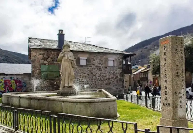 Molinaseca Pilgerdenkmal und Städtepartnerschaft mit Shikoku
