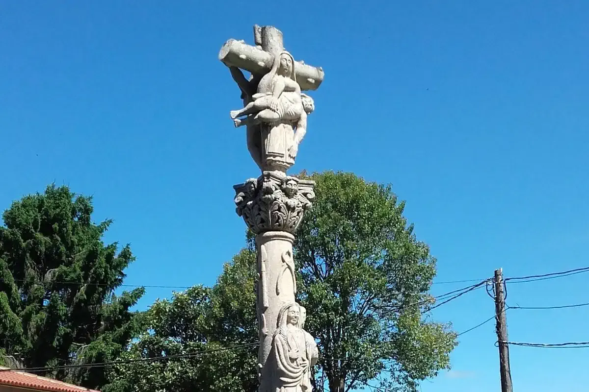 Cruceiro de San Bartolomé de Rebordáns (detalle)