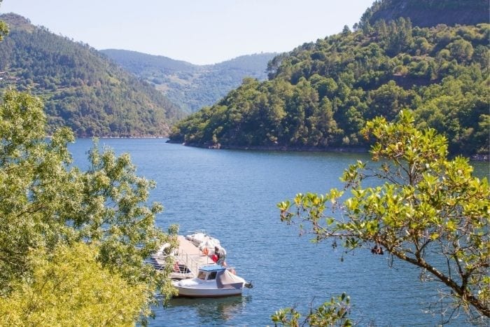 Visita Cañon del Sil en catamarán Galicia