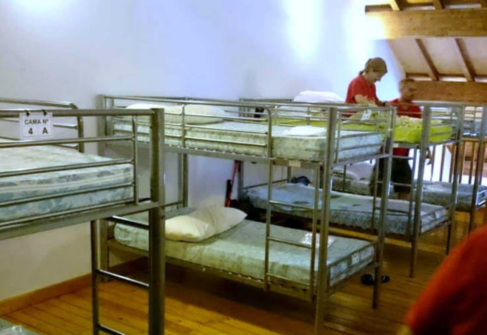 Dormitorio del albergue de peregrinos de Pontedeume