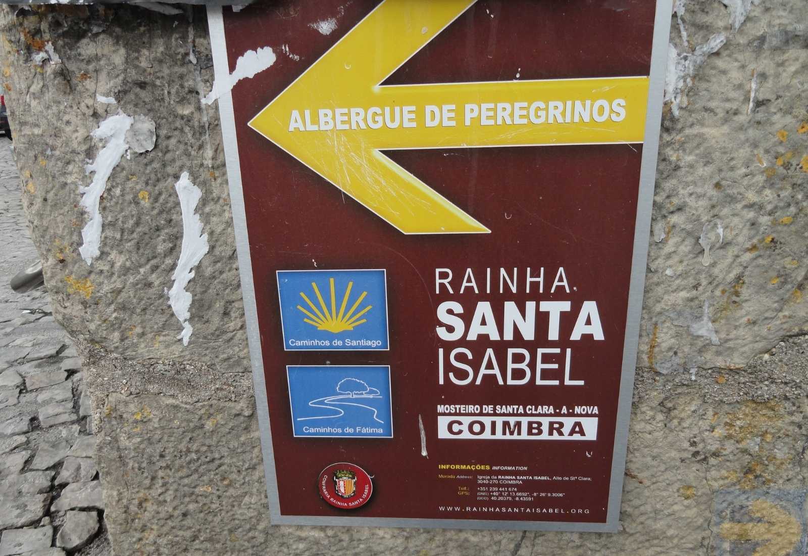 Cartel del Albergue Rainha santa isabel Coimbra