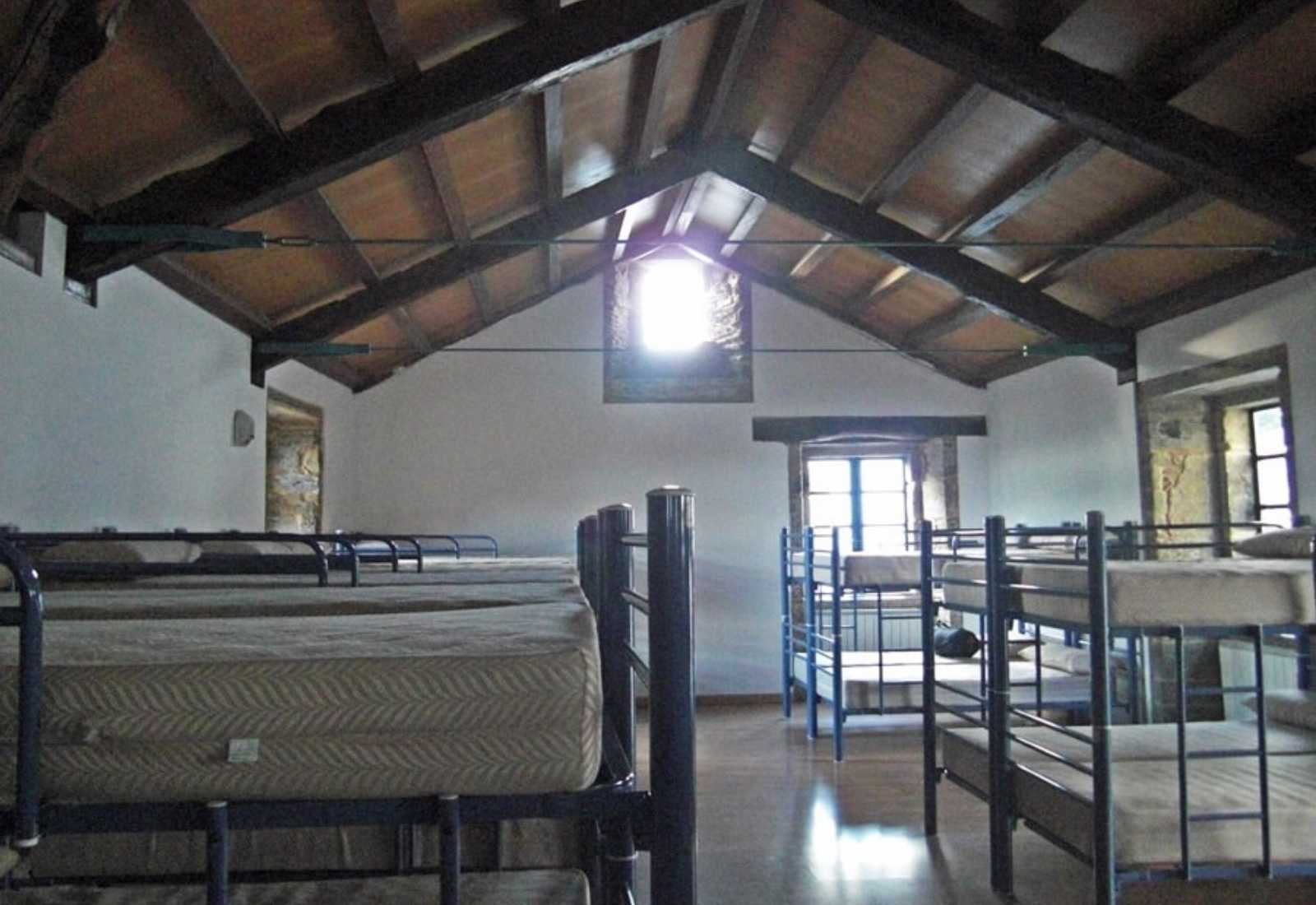Dormitorio del Albergue Xunta de Galicia en Arzúa