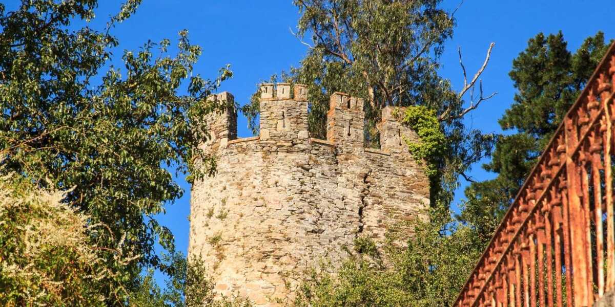 Torre della fortezza di Sarria