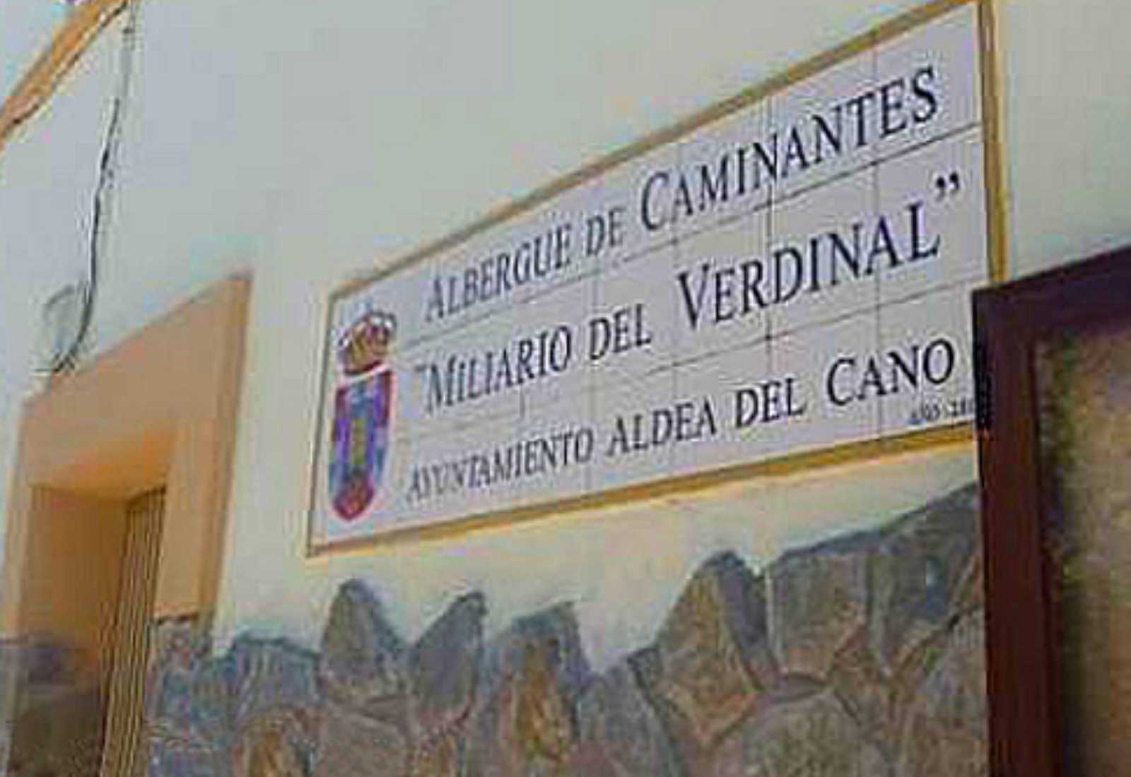 Letrero del Albergue municipal Miliario del Verdinal