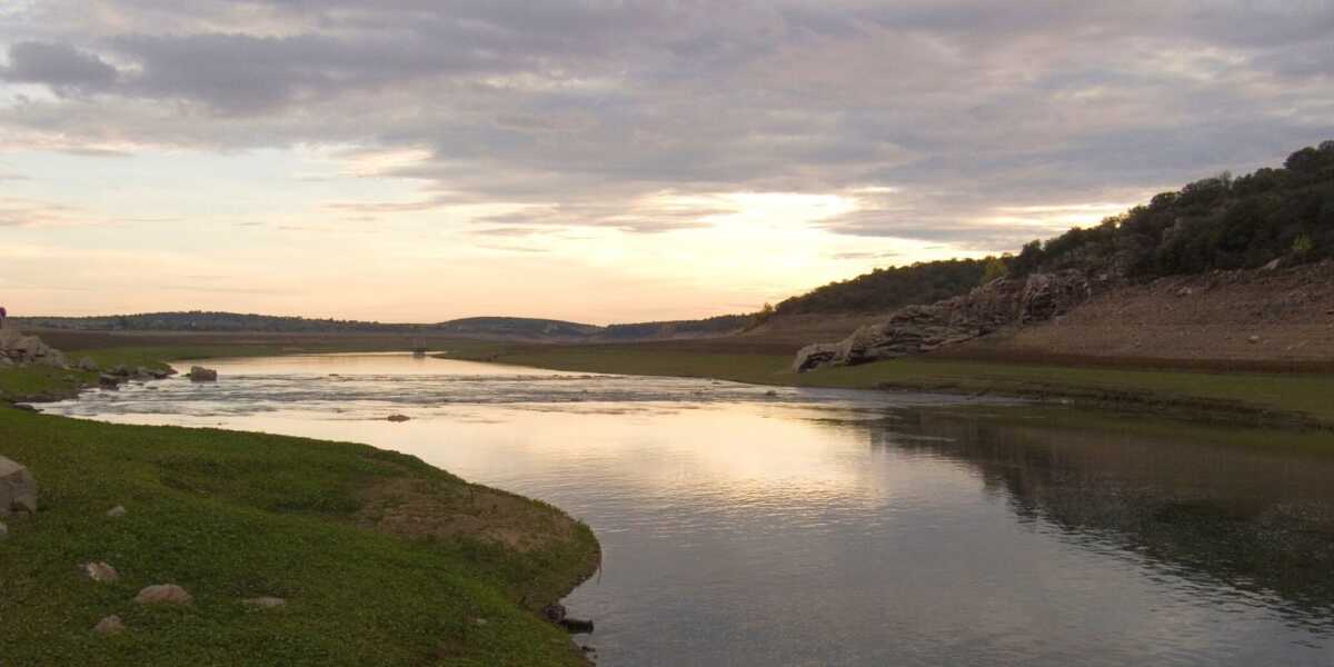 Reservoir of the river Esla - Montamarta