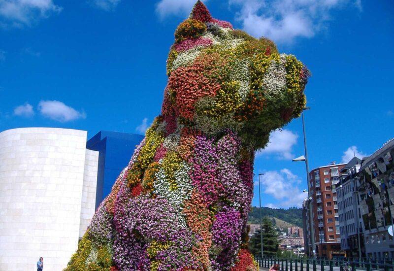 The dog of flowers in the Guggenheim (Bilbao)